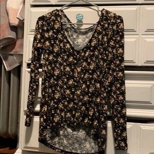 Long sleeve floral shirt/cardigan